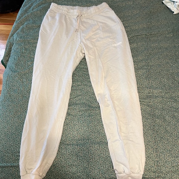 GYMSHARK joggers - Picture 1 of 3
